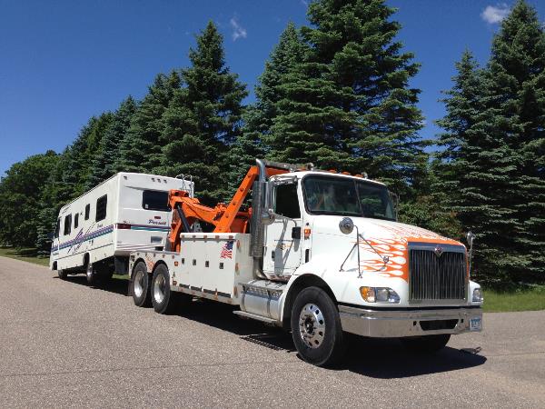 Heavy Duty Truck Towing in Minnesota 3